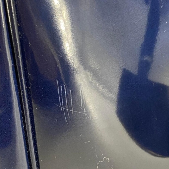 Prada Spazzolato Gardner Tote - Picture 15 of 16